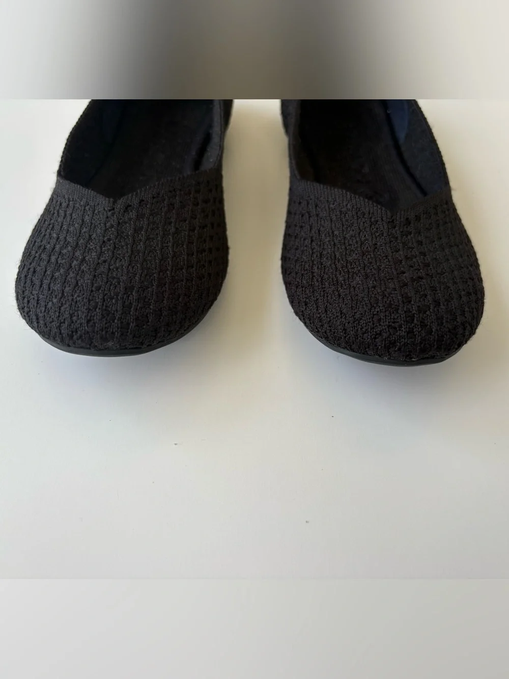 Rothy's Black Knit Ballet Flats with Blue Heel Trim. Womens size 7.5
